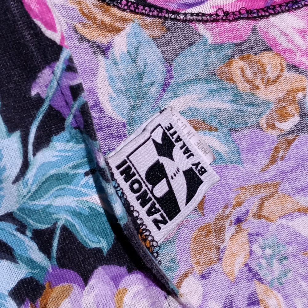 Dress - Picture 6 of 7